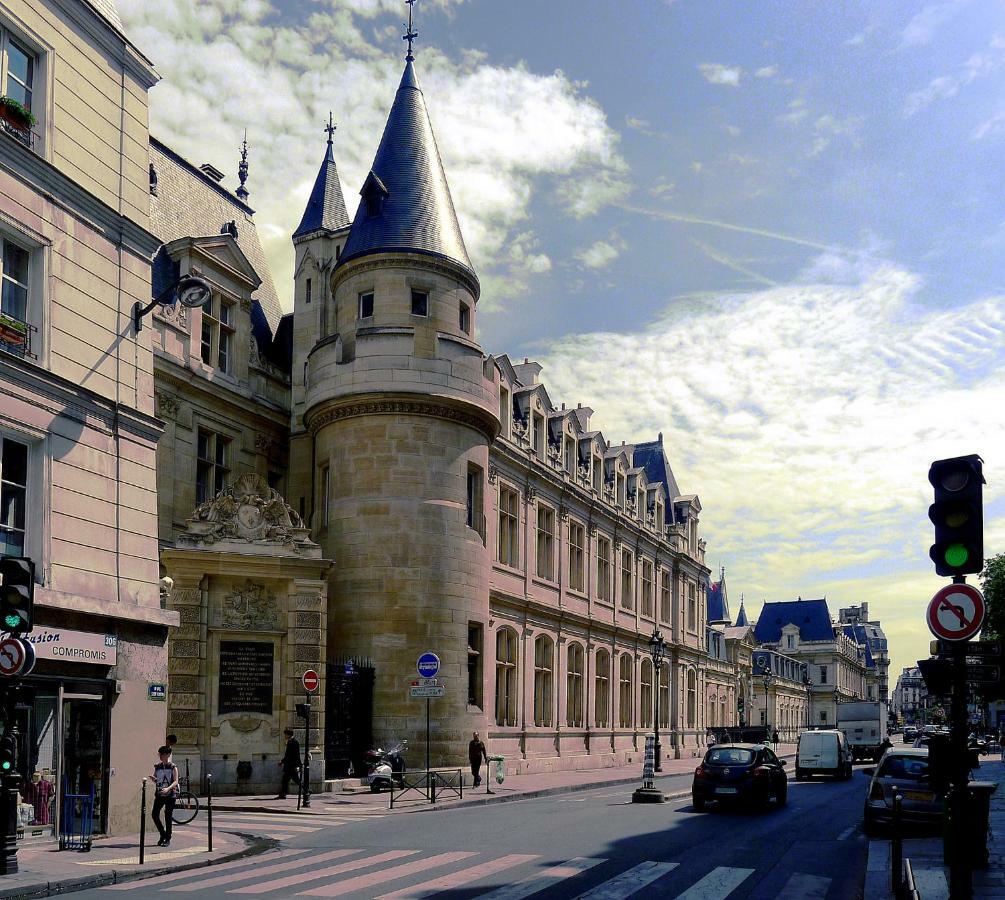 Architect'S Triplex - Haut Marais Parijs Buitenkant foto
